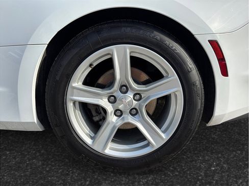 Used 2023 Chevrolet Camaro LT RWD image 13