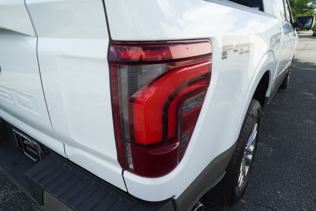 Used 2025 Ford F150 King Ranch w/ FX4 Off-Road Package AWD/4WD image 32