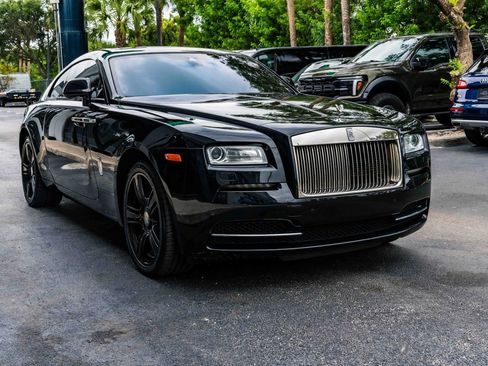 Used 2015 Rolls-Royce Wraith RWD image 2