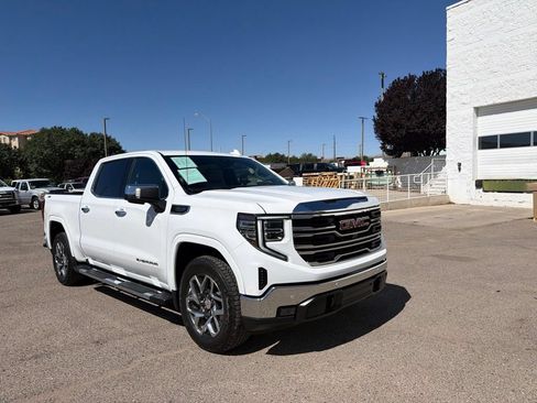Used 2024 GMC Sierra 1500 SLT w/ SLT Premium Plus Package AWD/4WD image 3