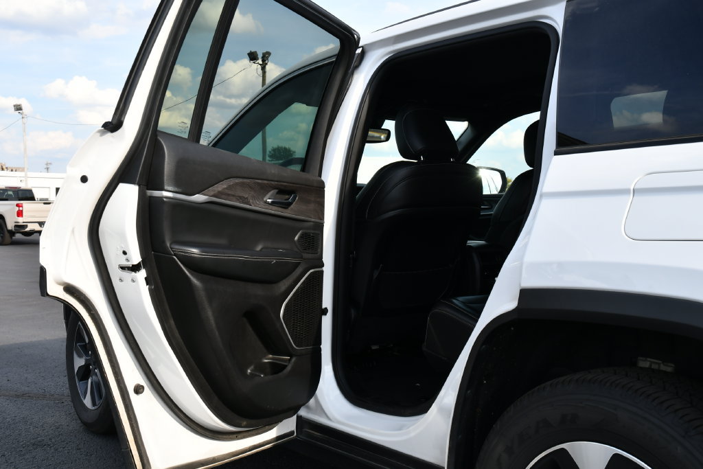 Used 2024 Jeep Grand Cherokee Limited 4xe AWD/4WD image 21
