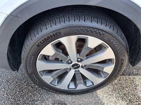 Used 2022 Kia Telluride S image 36