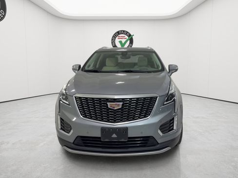 Used 2024 Cadillac XT5 Premium Luxury w/ Technology Package FWD image 8