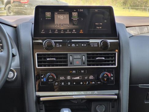 Used 2023 Nissan Armada Platinum w/ Captain's Chairs Package RWD image 21