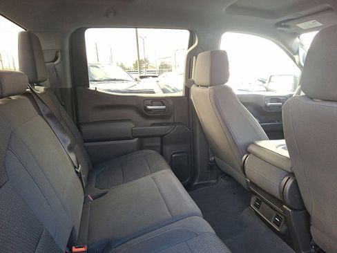 Used 2019 Chevrolet Silverado 1500 Custom w/ Custom Value Package image 15