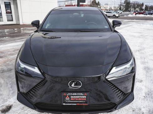 Used 2023 Lexus RZ 450e Premium image 2