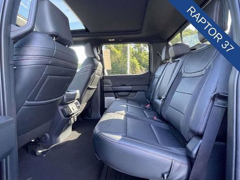 Used 2025 Ford F150 Raptor AWD/4WD image 28