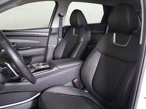Certified 2023 Hyundai Tucson Limited AWD/4WD image 32