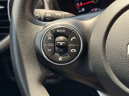 Used 2022 Kia Soul LX w/ Technology Package FWD image 12