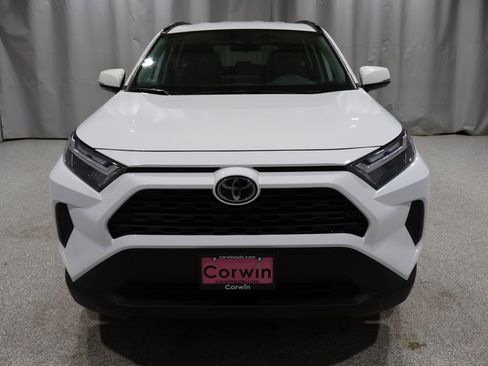 Used 2025 Toyota RAV4 XLE image 7