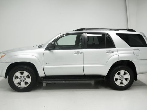 Used 2006 Toyota 4Runner SR5 RWD image 7