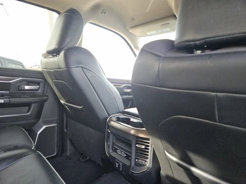 Used 2019 RAM 3500 Laramie image 11