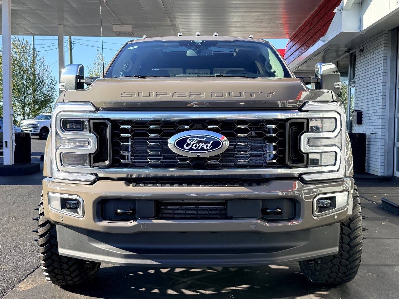 Used 2027 Ford F450 Platinum w/ Platinum Plus Package AWD/4WD image 7