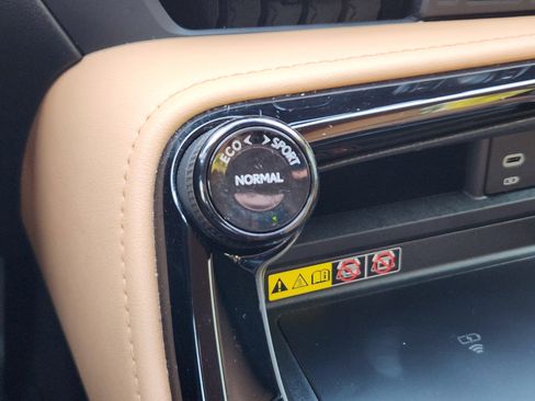 Used 2024 Lexus NX 250 FWD w/ Premium Package image 23