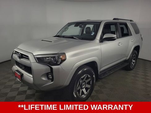 Used 2024 Toyota 4Runner TRD Off-Road Premium image 3