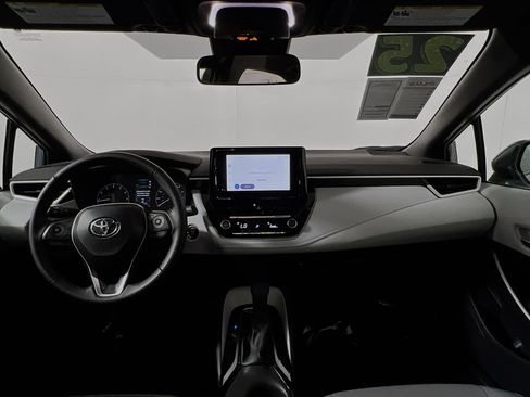 Used 2025 Toyota Corolla SE w/ Convenience Package FWD image 30
