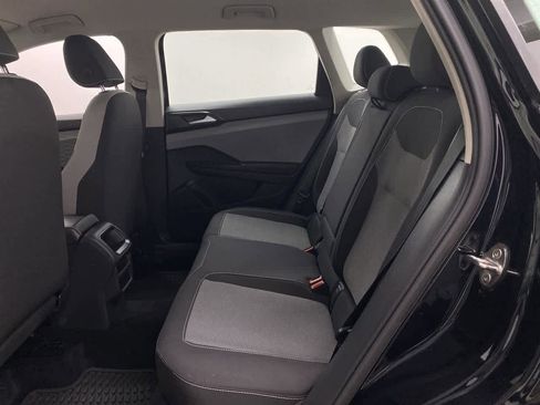 Used 2022 Volkswagen Taos S image 16