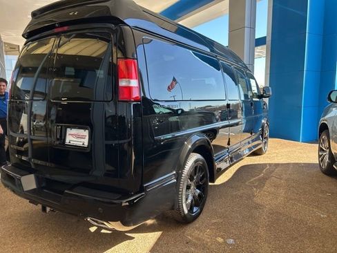 New 2026 Chevrolet Express 2500 Extended w/ Driver Convenience Package RWD image 4