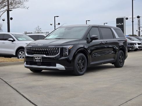 New 2026 Kia Carnival FWD image 2