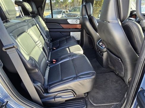 Used 2019 Lincoln Navigator Reserve w/ Cargo Package image 18