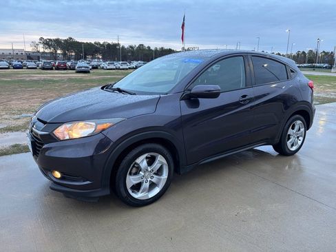 Used 2016 Honda HR-V EX image 4