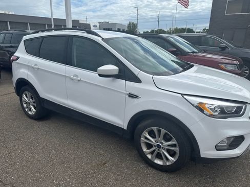 Used 2018 Ford Escape SEL FWD image 25