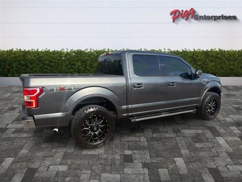 Used 2019 Ford F150 Lariat w/ Trailer Tow Package image 11