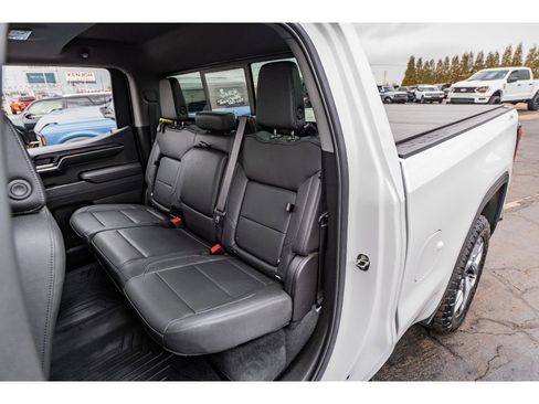Used 2024 GMC Sierra 1500 SLT w/ SLT Premium Plus Package image 23