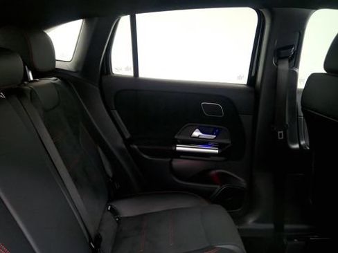 Used 2023 Mercedes-Benz GLA 250 image 38