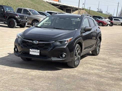 Used 2024 Subaru Crosstrek 2.0i Premium image 12