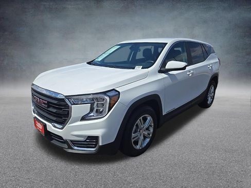 Used 2024 GMC Terrain SLE FWD image 8