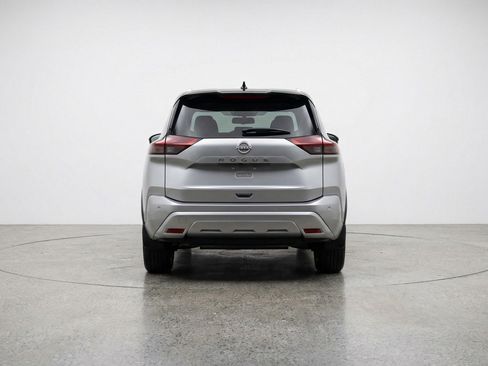 Used 2025 Nissan Rogue SV FWD image 7