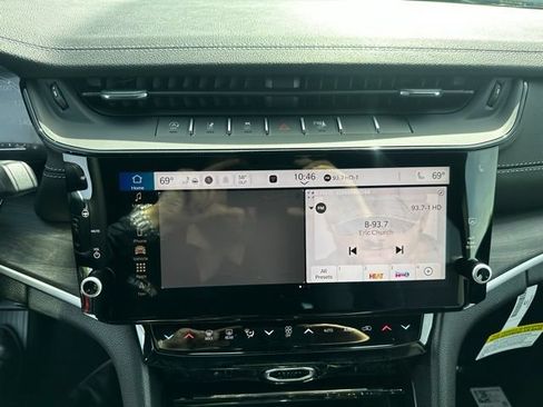New 2026 Jeep Grand Cherokee Altitude AWD/4WD image 22