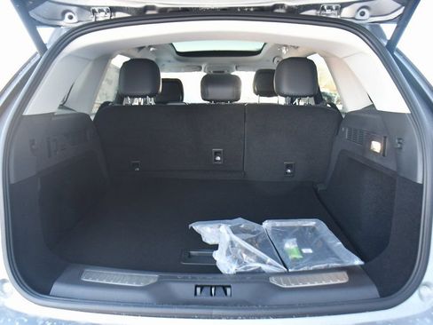 Used 2026 Lincoln Nautilus Premier w/ Equipment Group 102A image 19