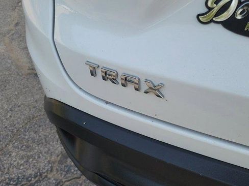 Used 2024 Chevrolet Trax LS image 6