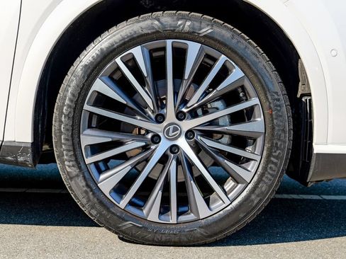 Used 2023 Lexus RX 350 w/ Accessory Package (2T) AWD/4WD image 12