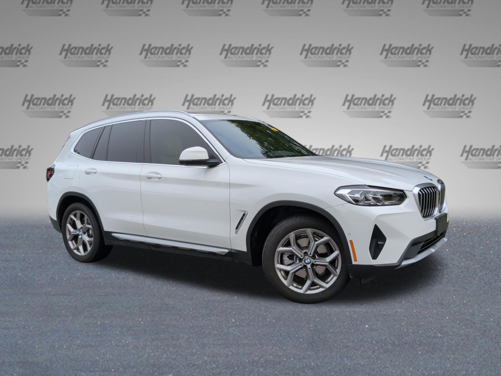 Used 2024 BMW X3 sDrive30i w/ Convenience Package RWD image 2