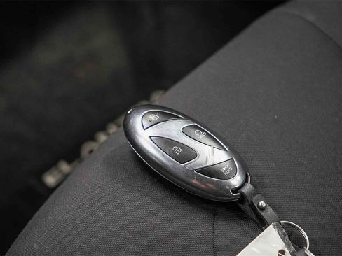 Used 2025 Hyundai Elantra Sport image 26