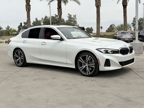 Used 2024 BMW 330i Sedan w/ Premium Package RWD image 4