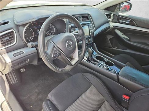 Used 2017 Nissan Maxima 3.5 S image 11