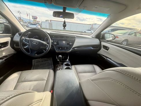 Used 2015 Toyota Avalon XLE FWD image 24