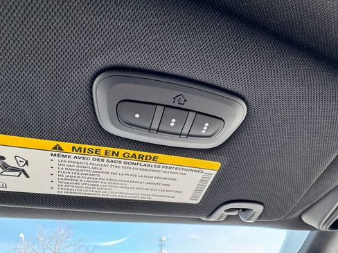 New 2026 Chrysler Pacifica Select image 22