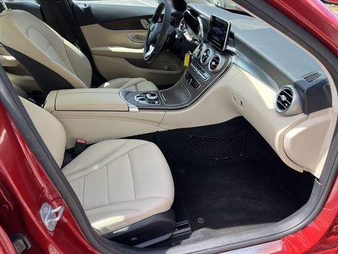 Used 2018 Mercedes-Benz C 300 Sedan w/ Premium Package image 11