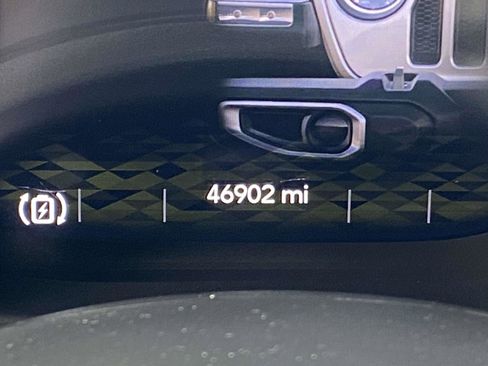 Certified 2023 Jeep Wrangler Sahara w/ Cold Weather Group image 43