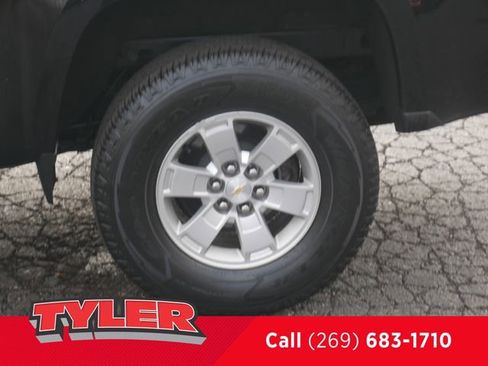 Used 2018 Chevrolet Colorado W/T w/ WT Convenience Package image 40