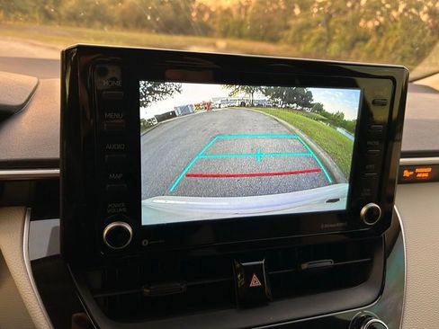 Certified 2022 Toyota Corolla LE image 23