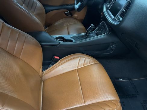 Used 2016 Dodge Challenger SRT Hellcat image 23