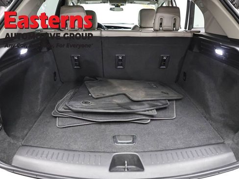 Used 2019 Cadillac XT4 Luxury image 9