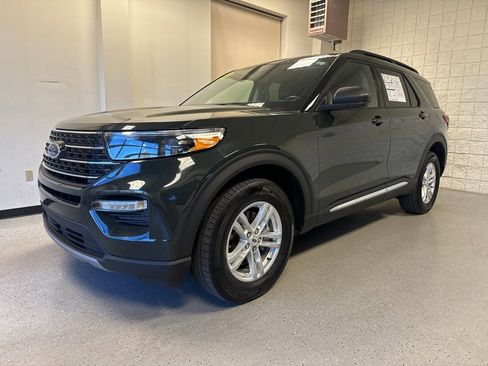 Certified 2023 Ford Explorer XLT w/ Equipment Group 202A image 33