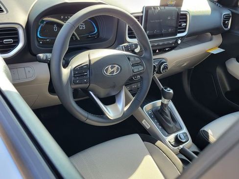 New 2026 Hyundai Venue SEL image 3